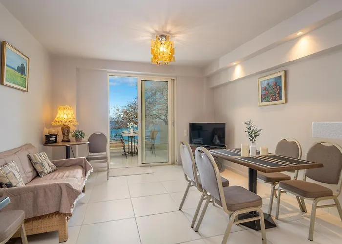 Argo 아파트 포로스